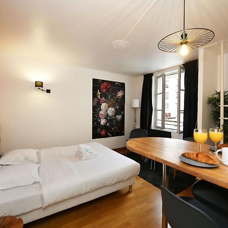 302 - Sejournez Dans Un Studio De Charme A Paris 5 - Flat-Guest Bagian luar foto